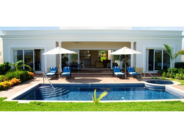 Private Swimming Pool and Patio