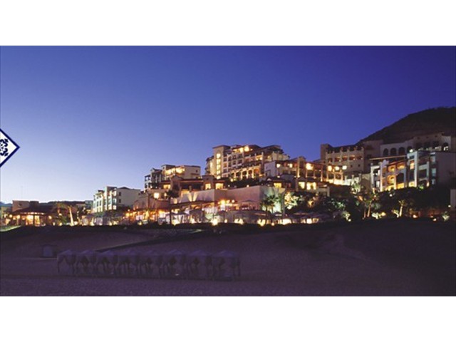 Pueblo Bonito Sunset Beach